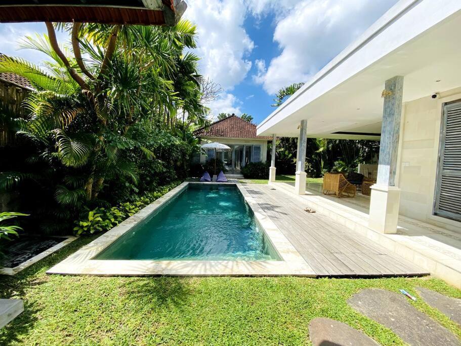 Villa Biru - 500M Batubelig Beach تْشانغو المظهر الخارجي الصورة